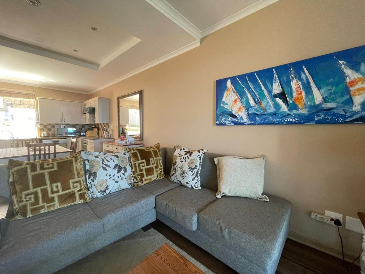 מוסל ביי Villa For Family And Golf מראה חיצוני תמונה
